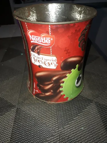 Lata antiga da Nestlé
