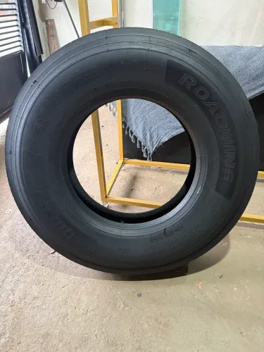 PNEU 295/80 R22.5 LISO
