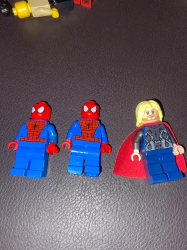 Lego DC thor e aranha
