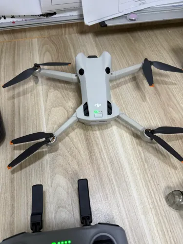 Drone DJI Mini 4 Pro Fly more Combo Plus