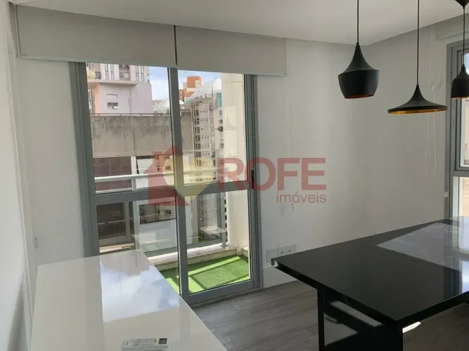 SALA COMERCIAL MOBILIADO Á VENDA COM 1 LAVABO ,1 VAGA DE GARAGEM EM MOEMA.