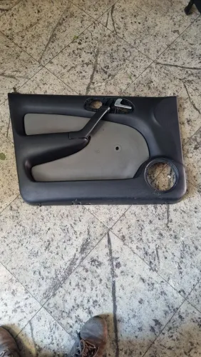 Forro de porta lado motorista Gol