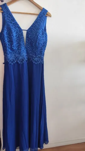 Vestido de renda azul