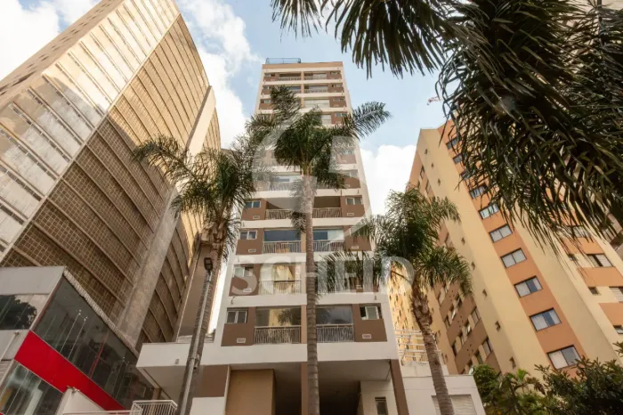 Apartamento com 1 vaga e lazer na Rua Paim, Bela Vista