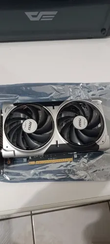 Placa de vídeo RTX 5060 msi ventus 2x
