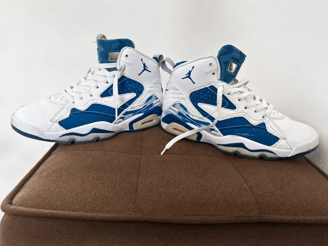 Tênis jordan azul tamanho 39