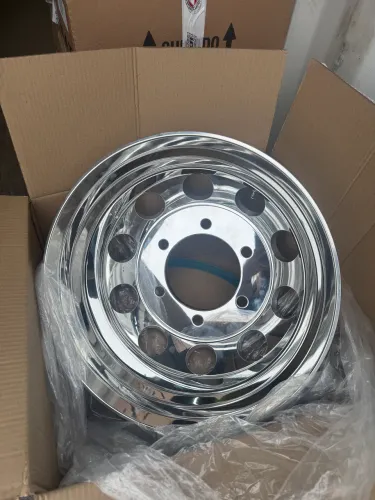 RODA DE ALUMÍNIO ARO 17,5 6.00 6 FUROS AUTO BRILHO BORDA LARGA CAMINHÃO 3/4 FRAT NOVA 
