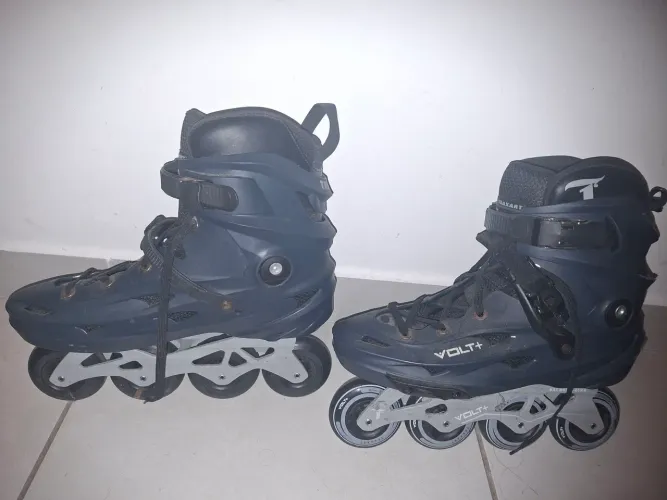 Patins Traxart 42/43 Bota Rígida Azul Escuro