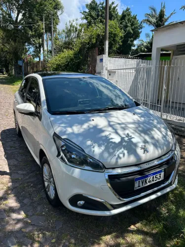 Peugeot 208 Allure 1.2 Flex 12V 5P Mec. 2018