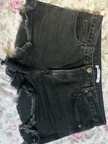 Short jeans preto
