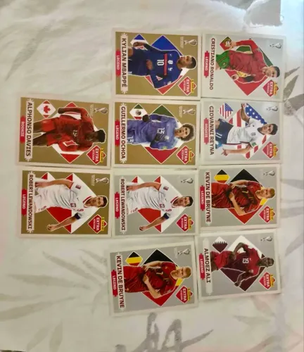 Figurinhas Extras copa 2022, apenas ouro e prata