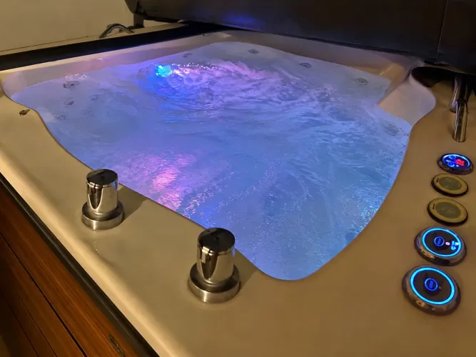 Spa com Hidromassagem 8 lugares