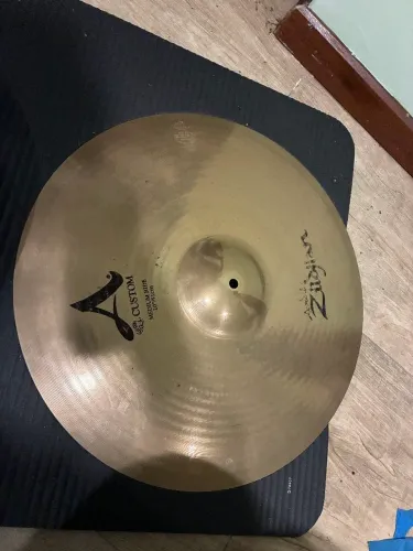 Zildjian A Custom 20' Usado