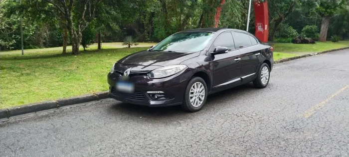 Renault Fluence Sed. Dyn. Plus 2.0 16V Flex Aut. 2015