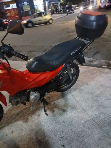 Top 1110i em dia só transferir, revisada na Honda