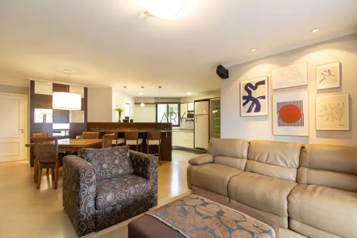 Apartamento à venda no Centro Cívico ARYA1