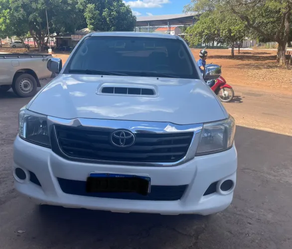 Toyota Hilux CD D4-d 4X4 3.0 TDI Dies. Mec. 2015