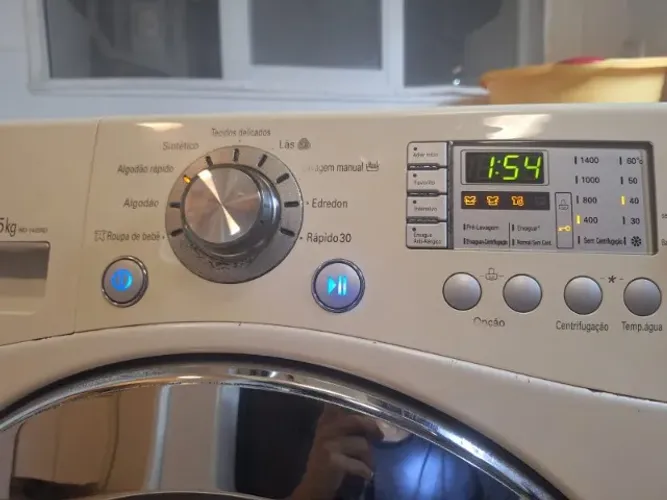 Lava e Centrifuga LG Direct Drive 8,5kg 127V (Revisada e Higienizada)