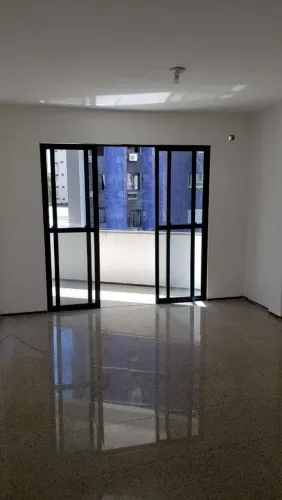 Sala comercial disponível no bairro Cocó