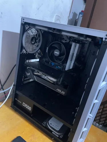 Computador e Monitor 