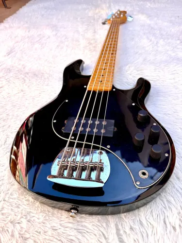 Contra baixo Musicman SUB Sterling pre seymon ducan