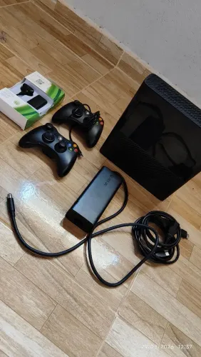 Xbox 360 super slim xploit aurora 500 gb
