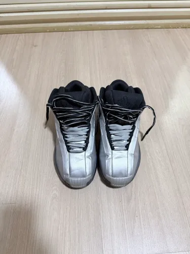 Tênis Adidas Crazy 1