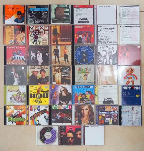Cds variados + Case