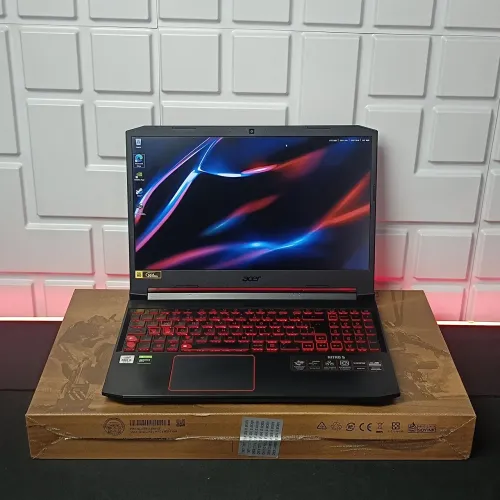 Acer Nitro 5 - Intel Core i5 - 32GB RAM - SSD Nvmie 512GB - GTX 1650ti - Tela IPS 144hz