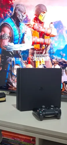 PS4 SLIM + CONTROLE ORIGINAL