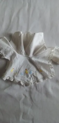 Peças Roupas para Bebês Vintage de 1960.