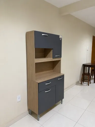 Armário de cozinha com nichos e gaveta - R$ 300