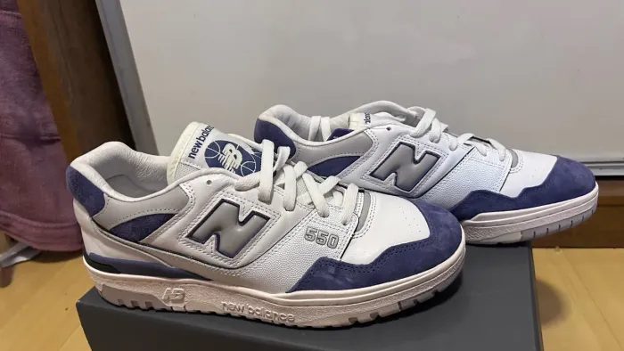new balance 550 bb550bwg 41 branco/azul/prata novo + nf