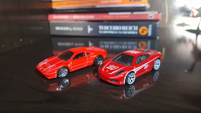Hotwheels ferrari