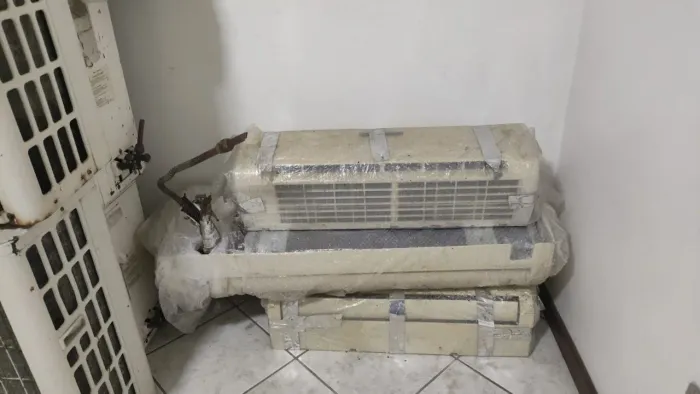 Venda de Ar condicionado / 1.000 reais cada Obs: Aceito negociação