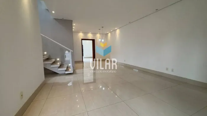 Casa com 3 dormitórios à venda, 225 m² por R$ 1.430.000,00 - Condomínio Ibiti Royal Park -