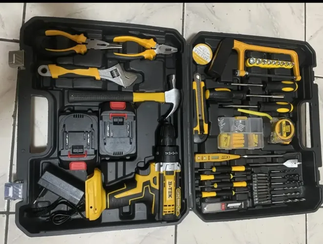 Kit de ferramentas com furadeira de impacto (2 baterias) kit vem com 120 peças
