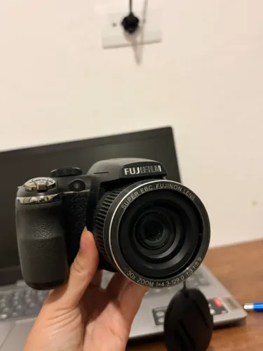 Câmera FUJIFILM