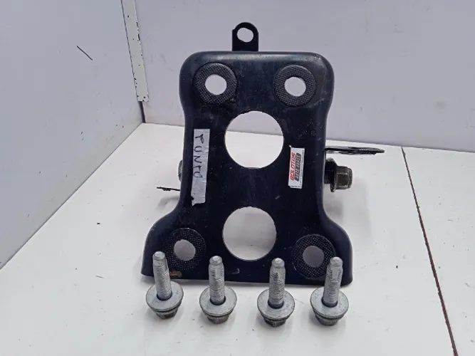 9979 Suporte Eixo Traseiro Lado Esquerdo Fiat Punto 2007 A 2017