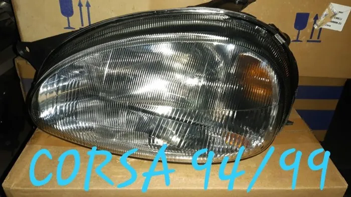 Farol do corsa 94/99