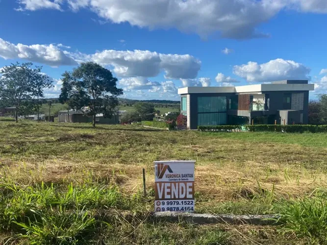 Lote em condomínio fechado