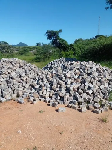 Vendo paralelos p calçamento 