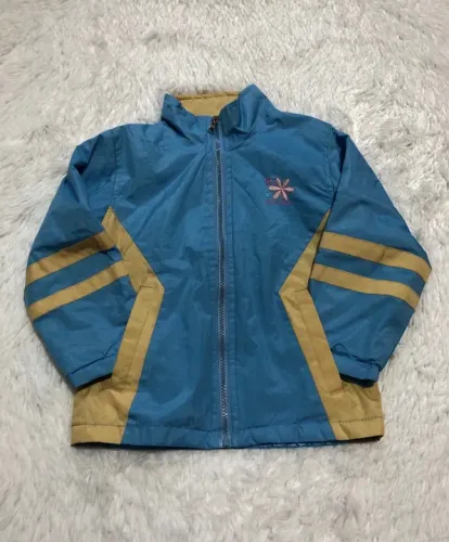 Jaqueta infantil semi nova 6
