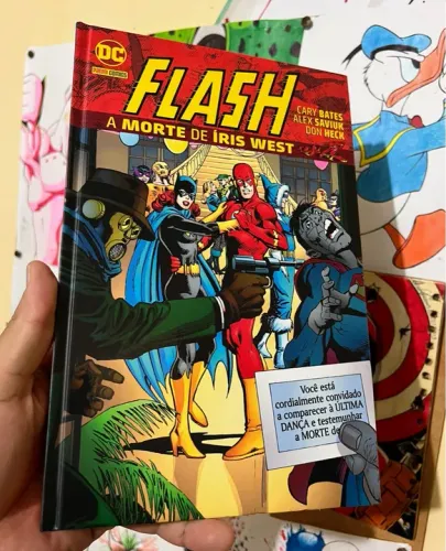 Flash a morte de Iris West capa dura
