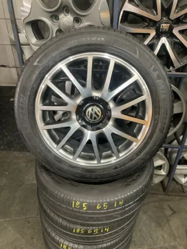 Jogo de rodas Jetta aro 17