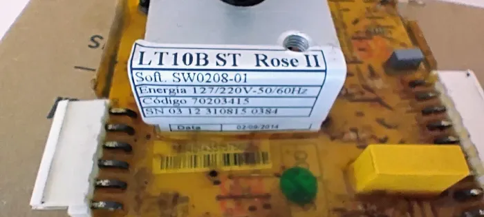 Placa de potência p Lavadora Eletrolux, com defeito 