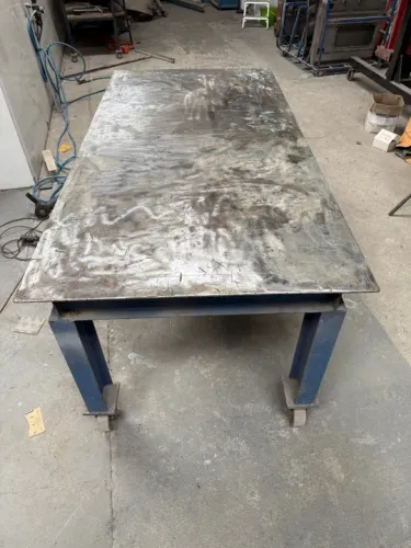 Mesa de trabalho industrial solda