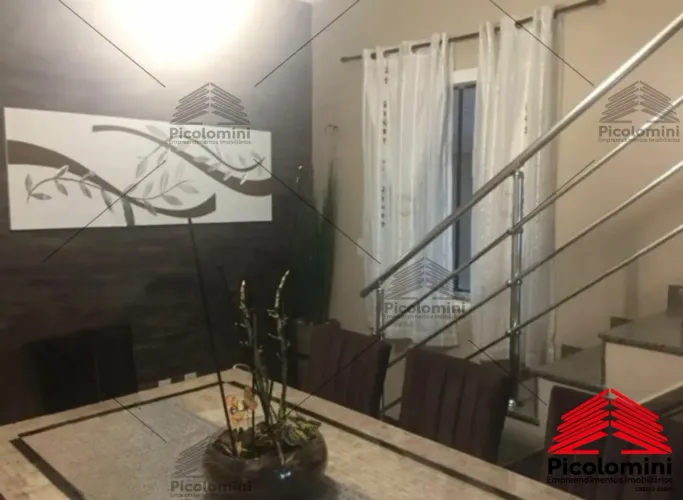 Sobrado a venda na Vila Prudente com 3 suites, quintal, churrasqueira, 4 vagas, próximo ao
