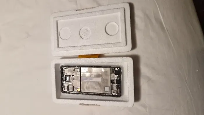 Vendo carcaça do aparelho celular Samsung A32 5G nova