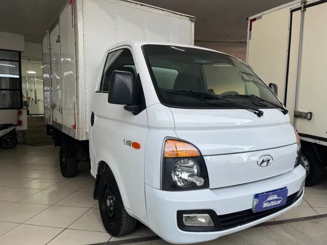 HR 2022 Baú Emplacado, Revisado, Garantia de Mecânica